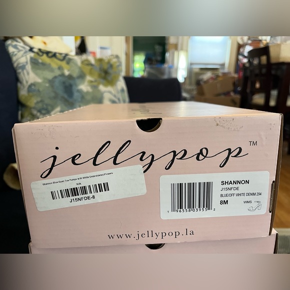 Brand new in box 9 - Picture 3 of 6